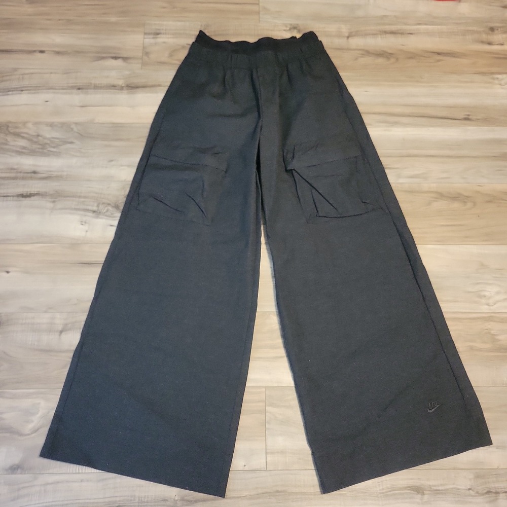 Nike Sportswear Tech Pack Pants Womens Small Wide Leg Woven Cargo Pants NEW